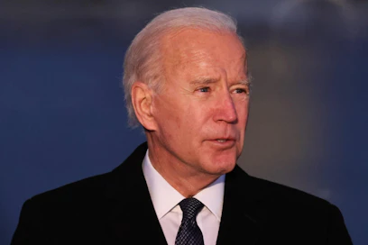Biden aikoo muun muassa liittää Yhdysvallat takaisin Maailman terveysjärjestöön WHO:hon sekä Pariisin ilmastosopimukseen muutaman tunnin sisällä virkavalan vannomisesta. LEHTIKUVA/AFP