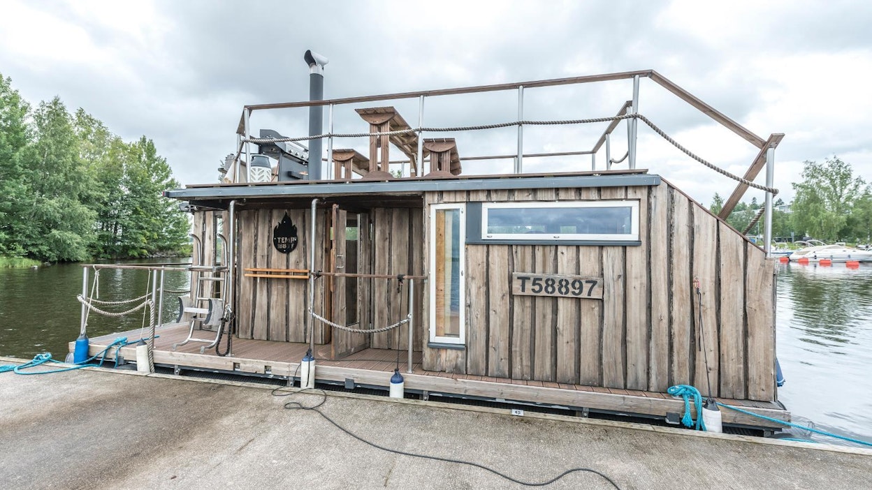 The Saunalautta valmistui noin neljässä kuukaudessa.