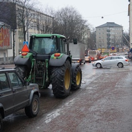 Viljelijöiden mielenilmaukseen odotetaan satoja traktoreita.