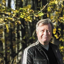 Arto Mäkinen olisi todennäköisesti menettänyt peltojensa tukioikeudet tulevassa vuodenvaihteessa, jos hänen vuokralaisensa eivät olisi ottaneet asiaa esille. Kari Salonen