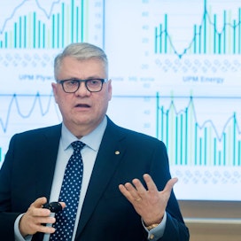 Jussi Pesonen on Helsingin pörssin tulokuningas. Hänen palkka-, palkkio- ja luontaisetutulonsa vastaa yhtiön 112 työntekijän keskimääräistä palkkaa.