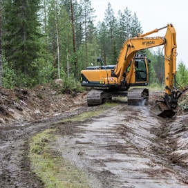 Kaikkiaan 200–300 metsätiehanketta vaihtoi toteuttajaa Otso Metsäpalveluiden konkurssipesän ja TeMePa Infran välisessä kaupassa. Uusi omistaja vakuuttaa, että mahdollisimman moni hanke viedään kunnialla loppuun.