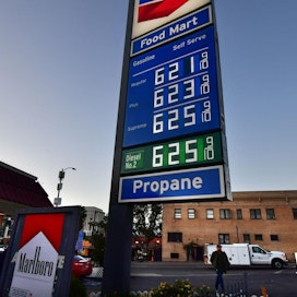 Öljynhinta on jatkanut nousuaan Ukrainan kriisin myötä.