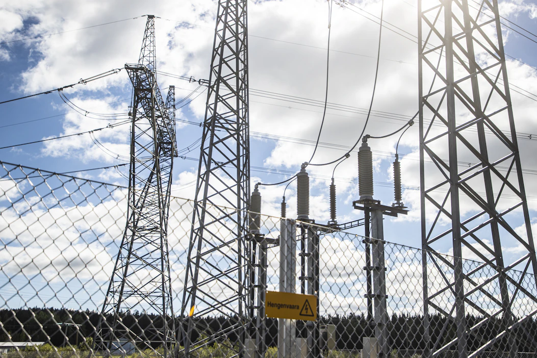 Isot ja velkaiset EU-maat tukevat kansalaisiaan energiakriisissä huomattavasti avokätisemmin kuin Suomi, mielipidekirjoittaja toteaa. Kuvituskuva.