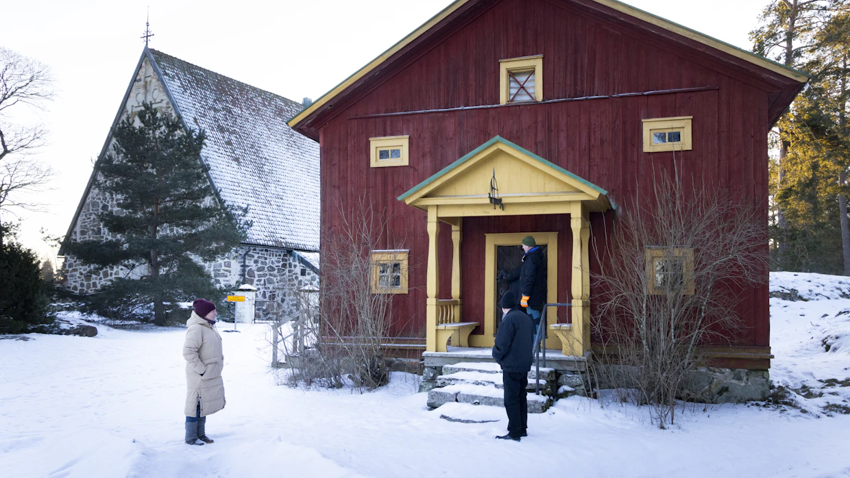 Lemun Kemppien toiminnan juuret ulottuvat 75 vuoden päähän. Yhdistys syntyi museokäytössä olevan Kemppien tuvan ympärille. Rakennus on vuodelta 1858 peräisin oleva pitäjänmakasiini.