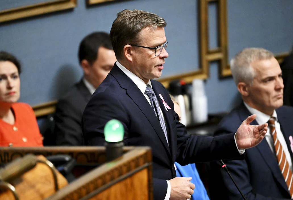 Pääministeri Petteri Orpo (kok.) sanoi, että ulkopolitiikan johto käy keskeiset asiat läpi perjantaina presidentin ja hallituksen ulko- ja turvallisuuspoliittisen ministerivaliokunnan yhteiskokouksessa eli tp-utvassa. LEHTIKUVA / Vesa Moilanen.
