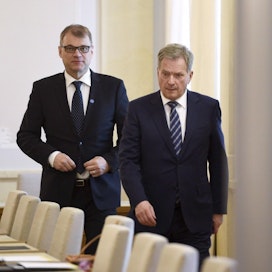 Sipilän oli määrä pyytää hallituksen eroa presidentti Niinistöltä. LEHTIKUVA / Martti Kainulainen