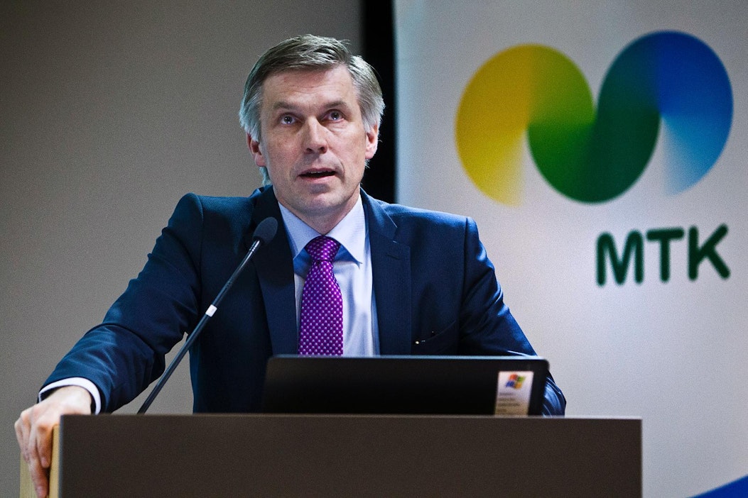 Marttila herättelee maakuntien kauppiaita heräämään todellisuuteen.