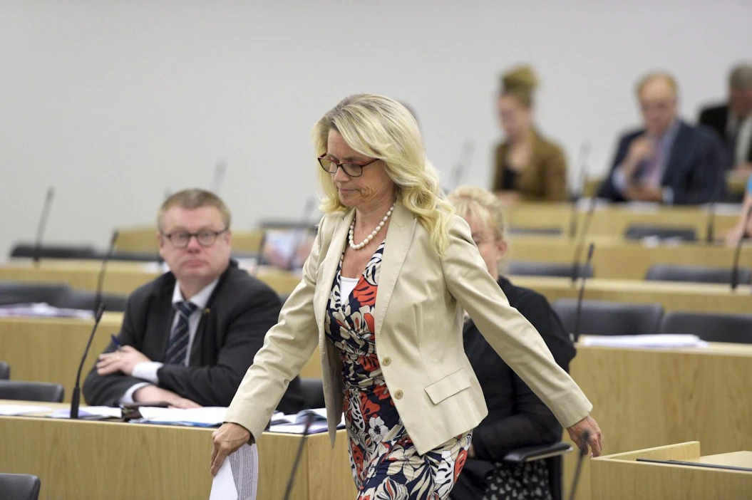 Päivi Räsänen mukaan kehysriihessä linjatulla rahoituksella poliisien määrä laskisi 6 700:een hallituskauden aikana. Lehtikuva / Martti Kainulainen.