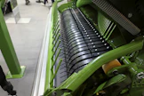 Bergmannin noukinvaunuihin on tarjolla kahta eri noukinta: uusi Active Load 2 on perinteinen noukin kulissilla, mutta sen kaaret ovat nyt muovia. Shuttlessa Active Loadin noukintaleveys on 2270 mm.
