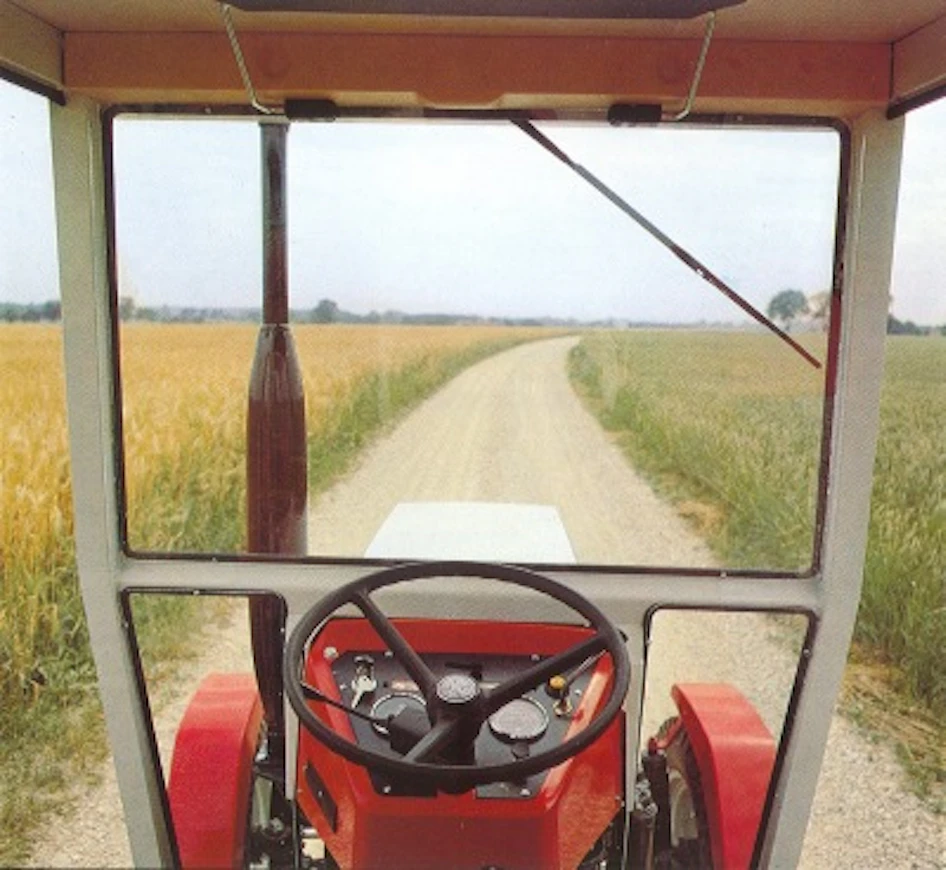 84Steyr8055ohjaamo