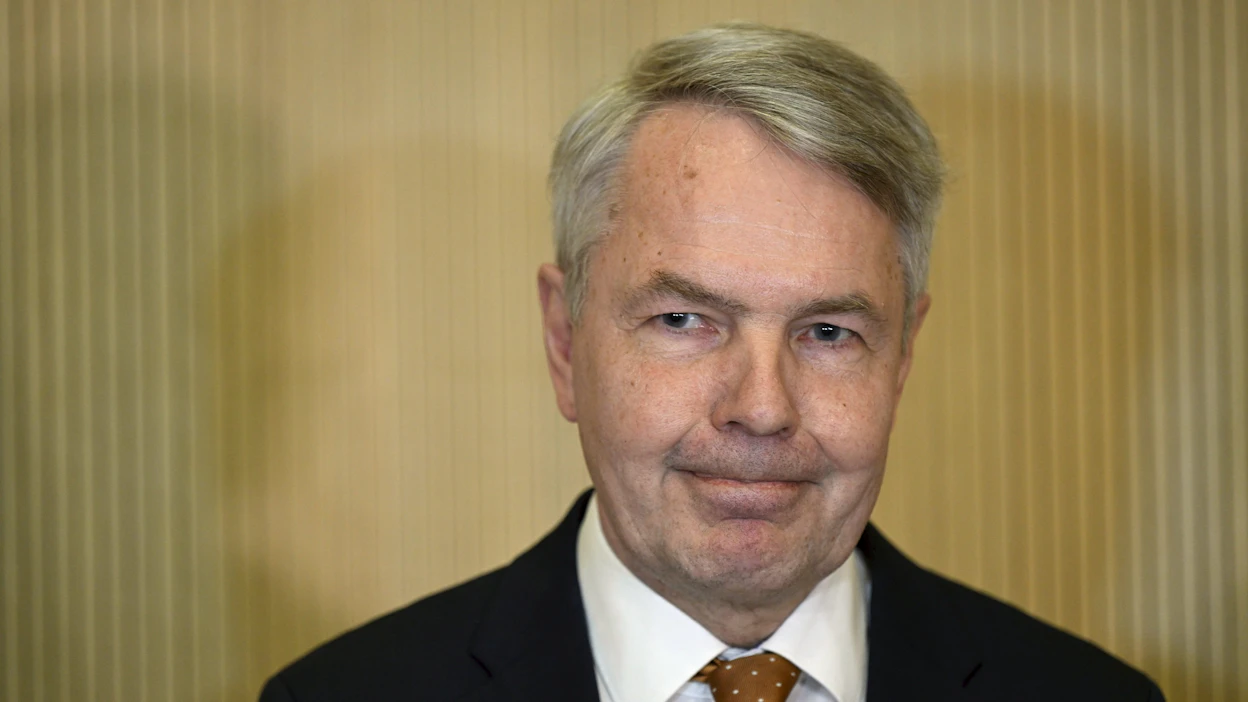 Ulkoministeri Pekka Haavisto (vihr.) on Ilta-Sanomien presidenttikyselyn kärkinimi.