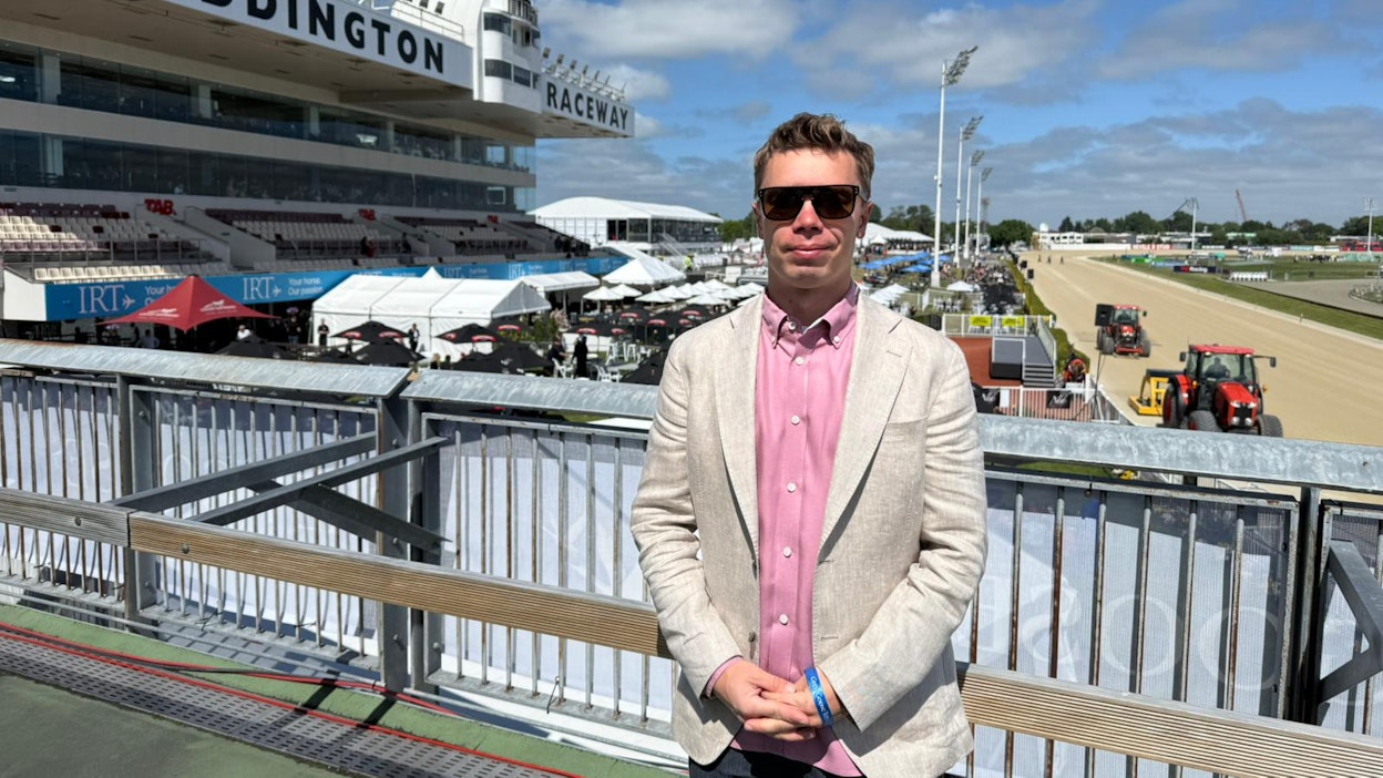 Raviohjastajien MM-kiertue päättyi Suomen aikaa tiistaina aamuyöllä Uuden-Seelannin Christchurchin kaupungin Addingtonin raviradalla. Keskiviikkoiltana Santtu Raitalan on jo määrä ajaa kilpaa Kuopiossa.