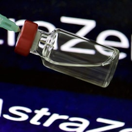 Astra Zenecan rokotetta on toimitettu EU:lle noin 31 miljoonaa annosta sovitusta 120 miljoonasta annoksesta. LEHTIKUVA / Jussi Nukari