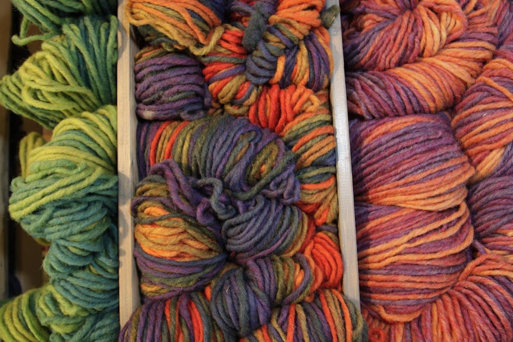 Kaikki Pirtin Kehräämön käyttämä villa on kotimaista.