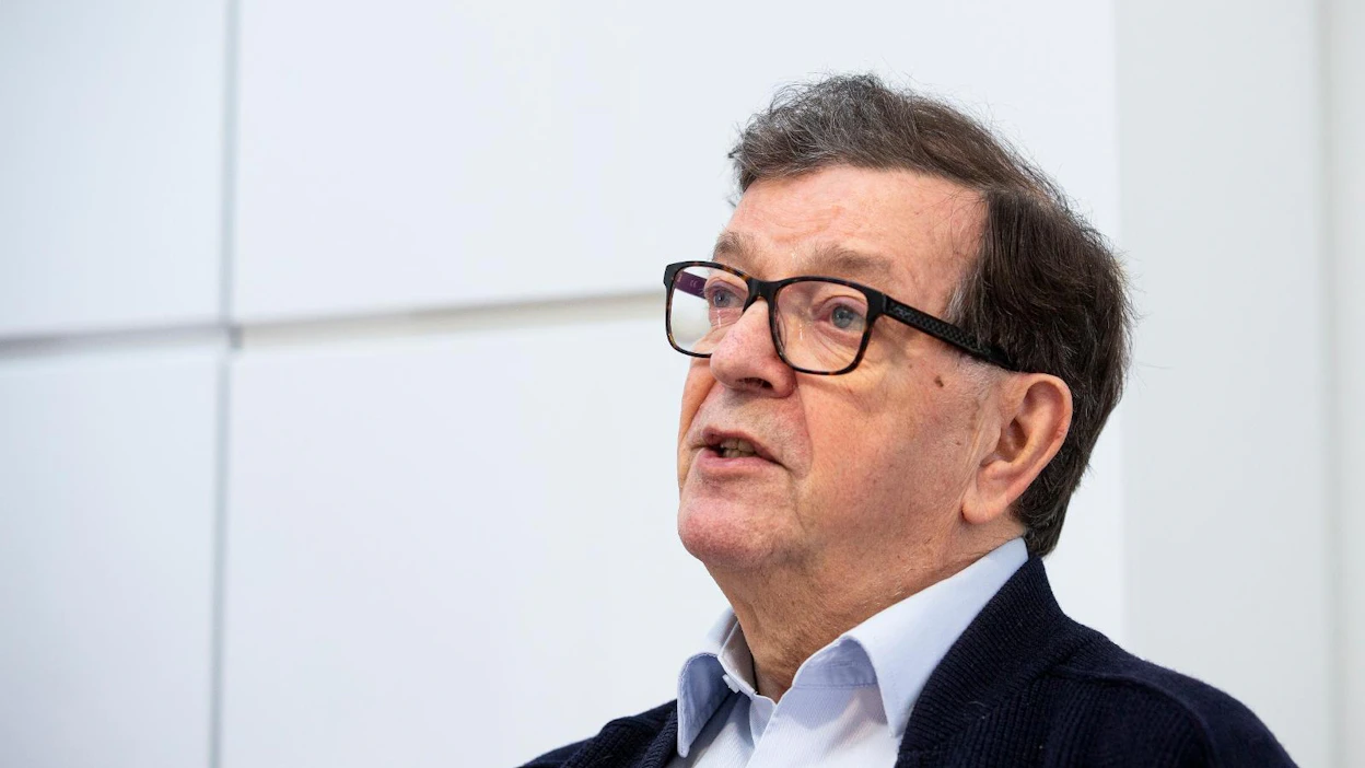 Pitkän linjan poliitikko Paavo Väyrynen kertoo, että Ukrainan sodan alku on käynyt terveyden päälle.