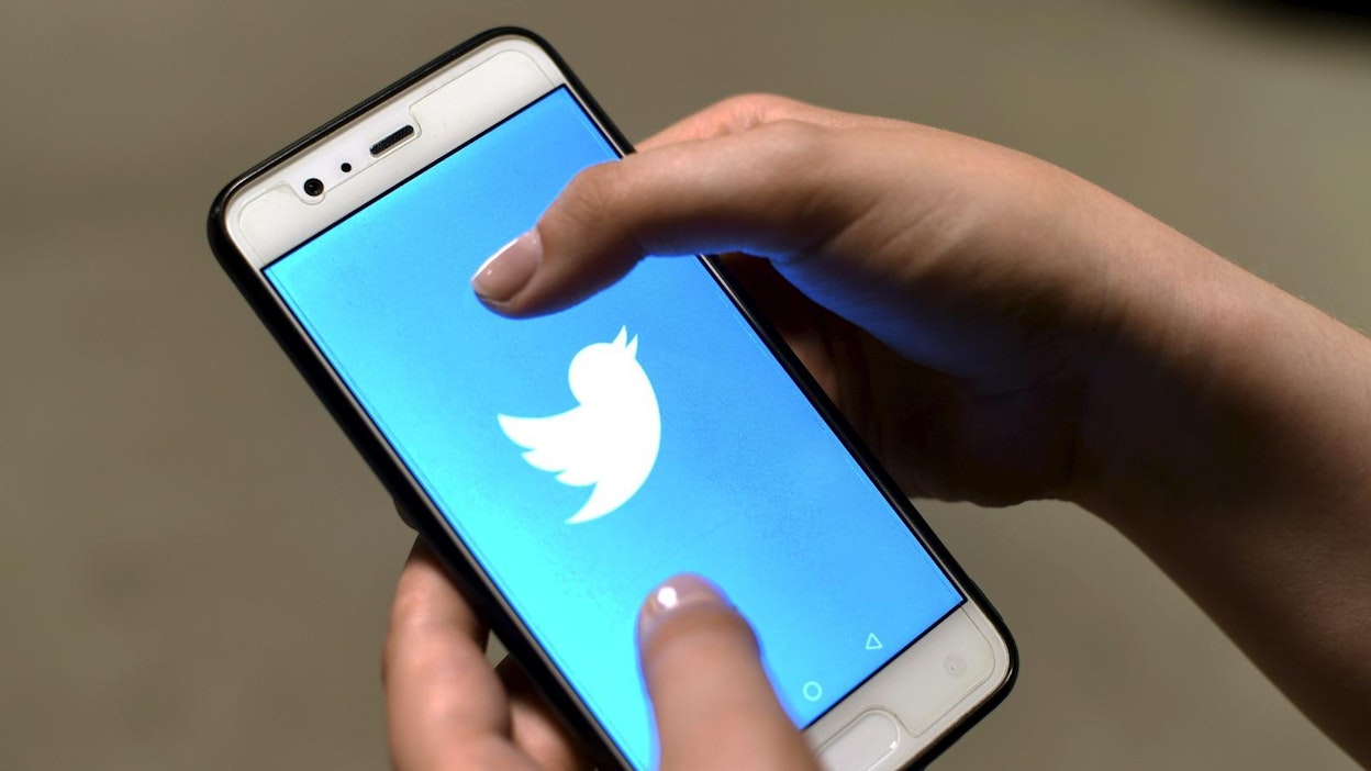 Twitter kertoo, että käyttäjien tietoja ei ole päätynyt yhtiön ulkopuolelle. LEHTIKUVA/Martti Kainulainen