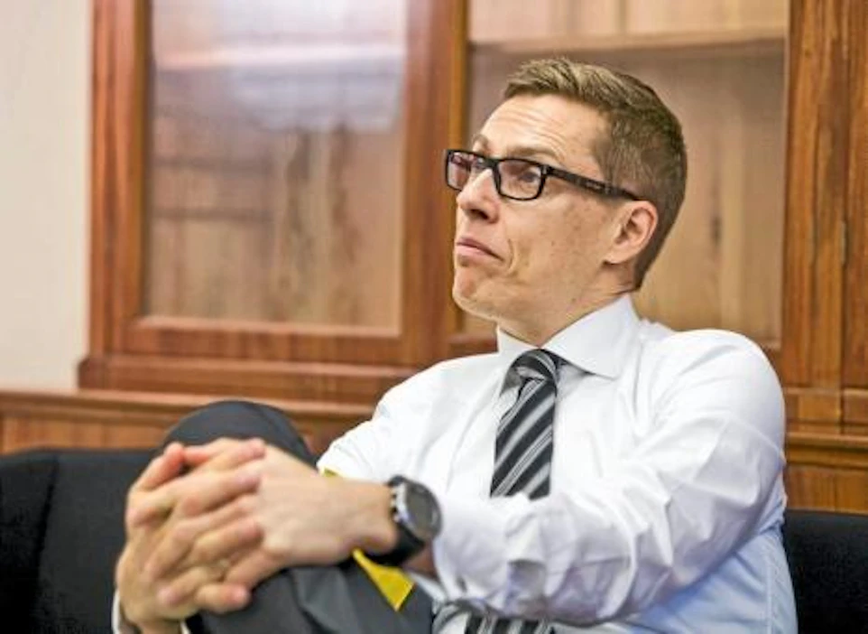 Pääministeri Alexander Stubb (kok.) lähettää onnittelut Syriza-puolueelle sekä puoluekohtaja Alexis Tsiprasille Kreikan vaalivoitosta. "Kunnioitamme demokraattista vaalitulosta", hän toteaa.