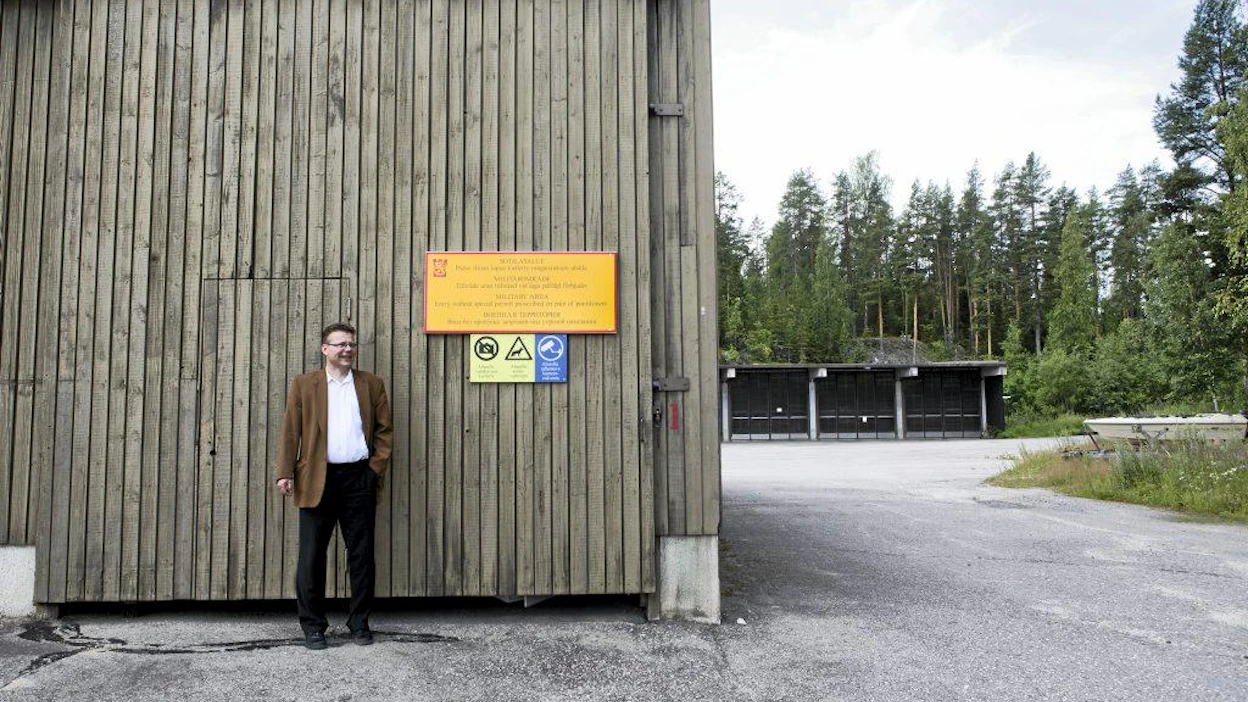 Sarakallio Kiinteistöt Oy osti Keuruun varuskunta-alueen. Kuvassa johtaja Timo Kauppinen.