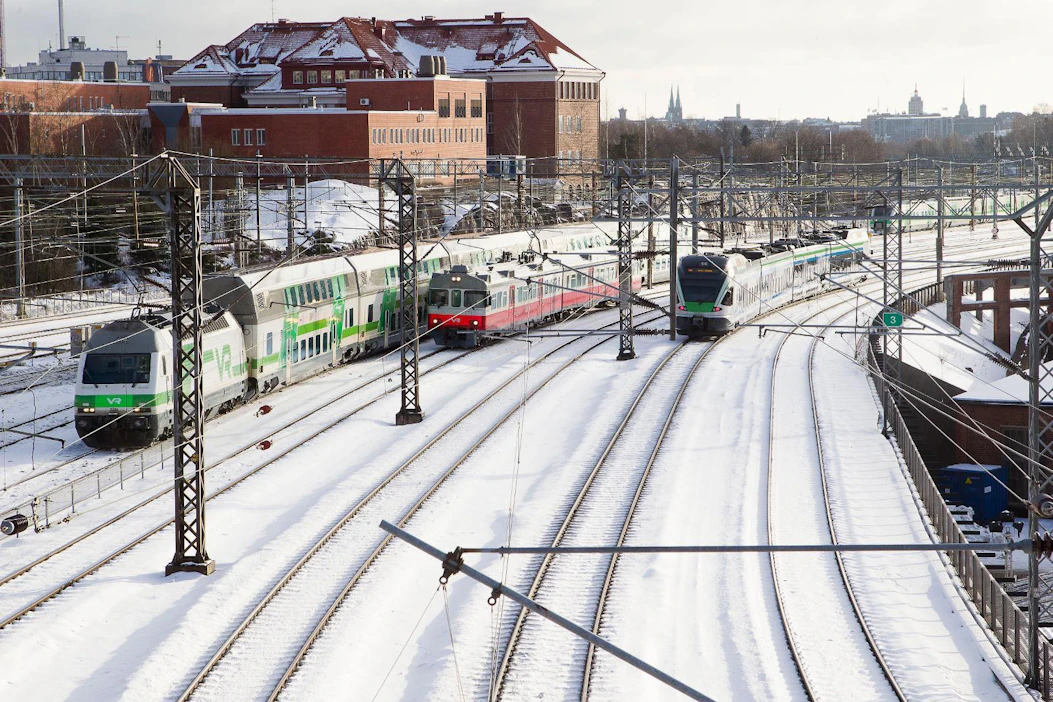 Tiistaina VR aloittaa nopeamman junayhteyden Turun ja Helsingin välillä, minkä ansiosta matka taittuu 20 minuuttia nopeammin.