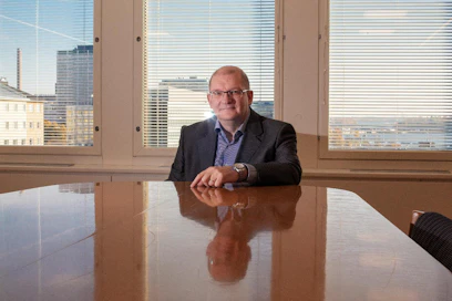"Teollisuuden kustannustaakkaa ei saa kasvattaa", painottaa Teollisuusliiton puheenjohtaja Riku Aalto.
