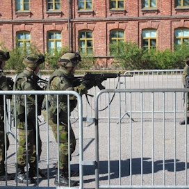 Helsingissä on koulutettu kaupunkisotaan erikoistuneita joukkoja, ja jatkossa armeija panostaa myös verkko-osaamiseen.