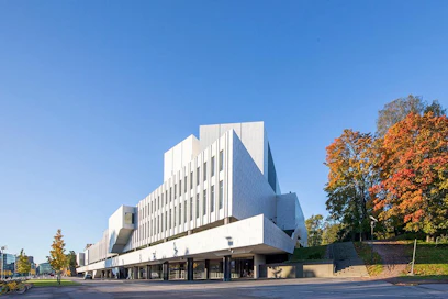 Kaikki PRO-gaalaan osallistuvat joutuivat testiin: pääesiintyjästä tarjoilijoihin ja kutsuvieraista Finlandia-talon toimitusjohtajaan.
