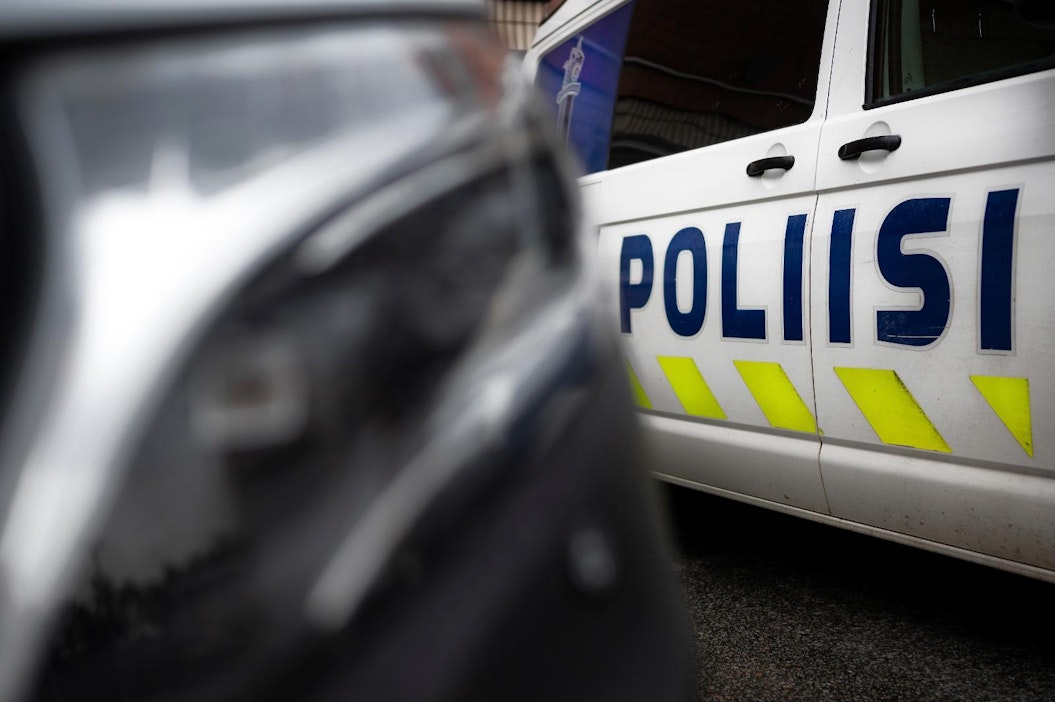 Mies houkuttelee lapsia autonsa kyytiin Keski-Suomessa, poliisi pyytää  havaintoja henkilöstä - Uutiset - Maaseudun Tulevaisuus