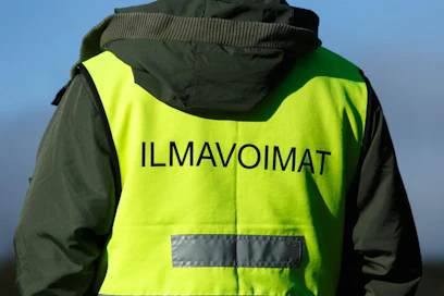 Epäilyjen mukaan varusmiehiä oli esimerkiksi pidetty pitkään lumihangessa Ilmavoimien päättöharjoituksessa. LEHTIKUVA/Timo Hartikainen