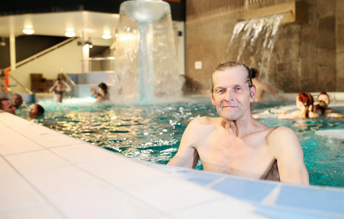 Keväällä 69 vuotta täyttävä metsuri Jaakko Pessinen on eläkkeellä mutta jatkaa työuraansa. Pessinen on ollut terveyden perikuva: viime nuhasta on peräti 45 vuotta.