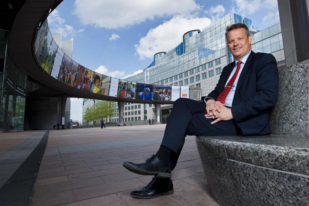 Hannu Takkulan mukaan komission julkistama maatalouden tukipaketti on askel oikeaan suuntaan.