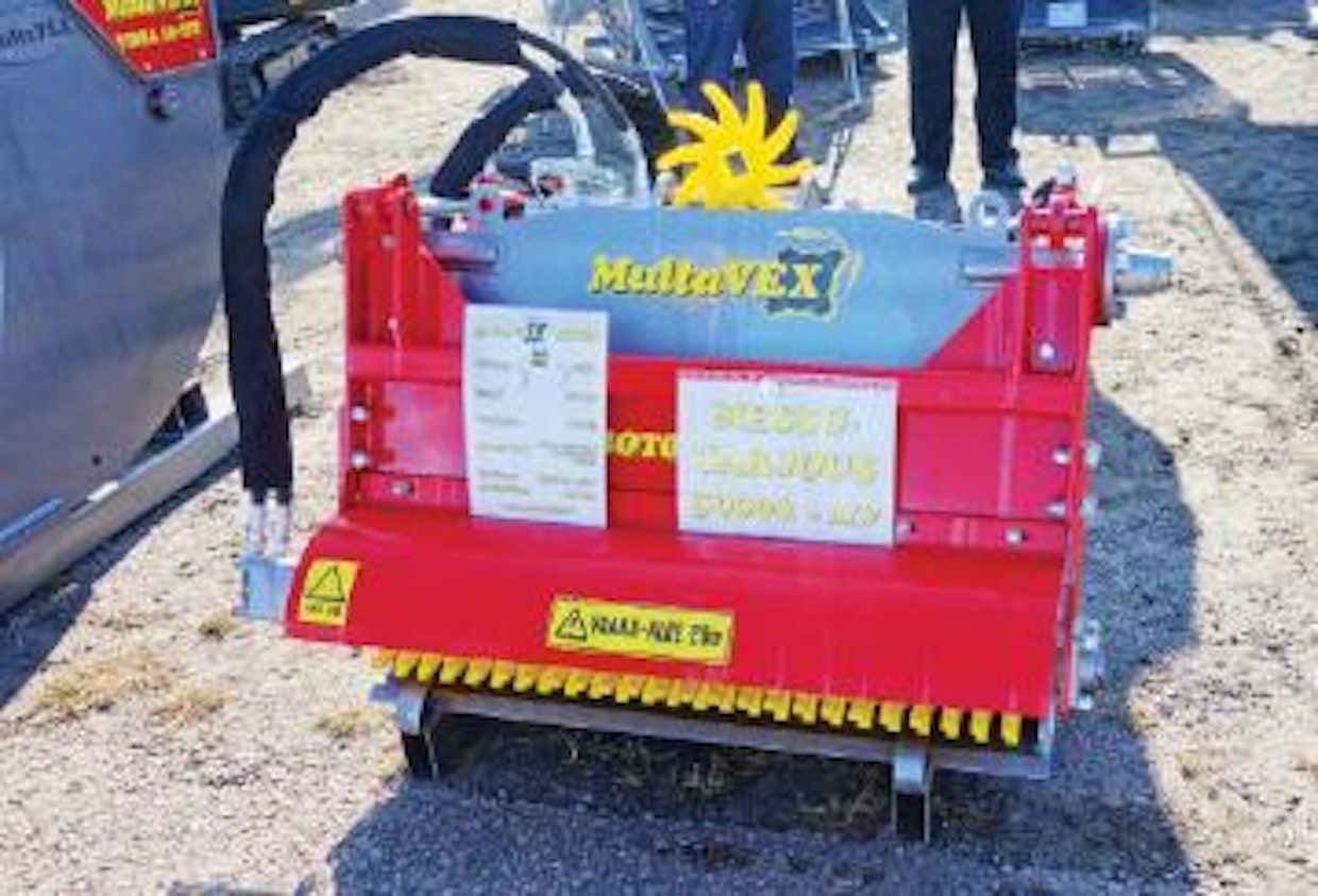 MultaVexin Rotor-nimellä myytävän kauhan tilavuus on 200 litraa ja omapaino ainoastaan 240 kg. Näin se soveltuu jopa kevyisiin 3-tonnisiin kuormaajiin. Hydrauliikan tuottovaatimus on 30–60 l/min. (JL)