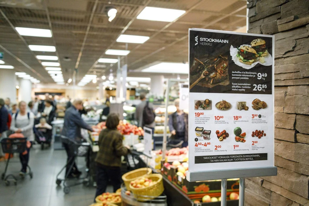 Jatkoselvityksessä tutkitaan muun muassa, estääkö yrityskauppa olennaisesti tehokasta kilpailua Suomen markkinoilla. LEHTIKUVA / Seppo Samuli