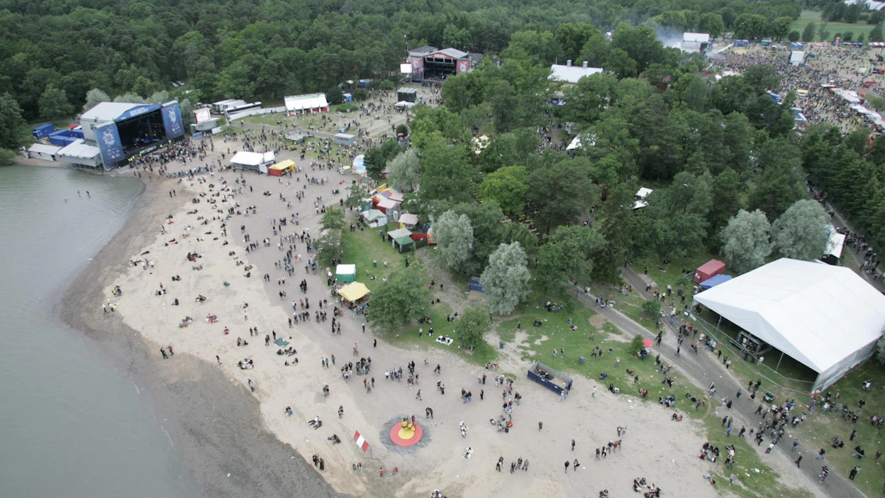 Epävarma koronatilanne ajoi Ruisrockin järjestäjät perumaan festivaalin tulevalta kesältä.