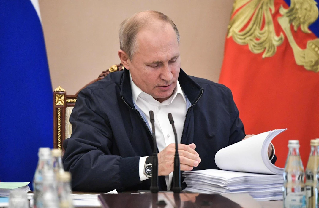 Presidentti Putinin suora kyselytunti televisiossa on kestänyt aiempina vuosina parhaimmillaan yli kolme tuntia. LEHTIKUVA / AFP