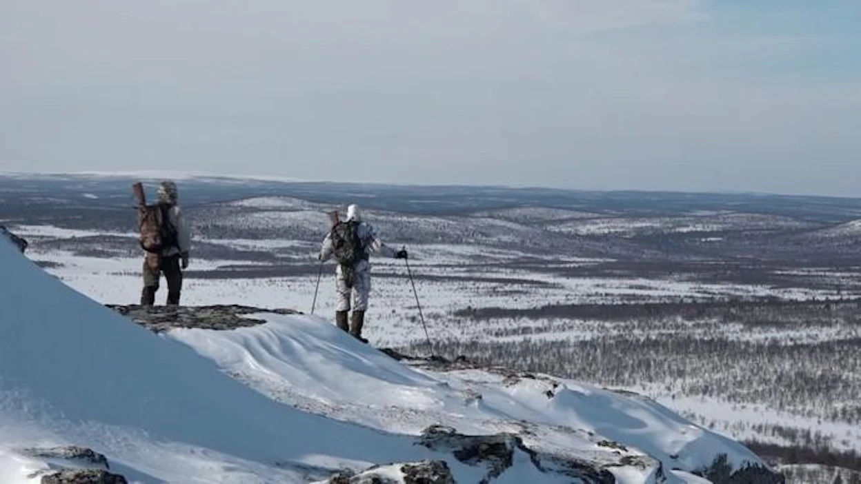 Tunturissa oleminen on jo saalis sinänsä. Tässä maisemassa ei niin harmita vaikkei pääsisi lintuhollille.