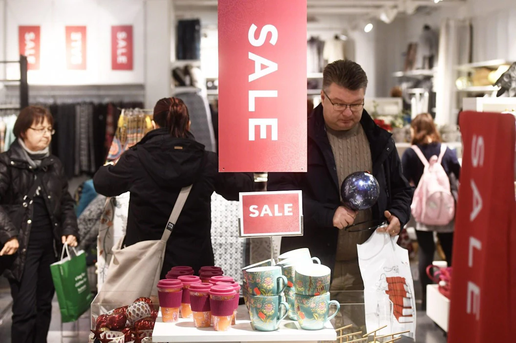 Kuluttajien luottamus talouteen on nyt vahvaa. LEHTIKUVA / VESA MOILANEN