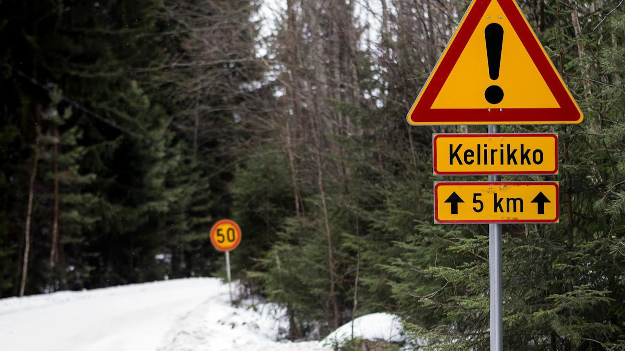 Ongelmaksi on muodostunut tiekuntien kokousten järjestäminen, koska avustusten hakeminen on yleensä hakuehtojen mukaan päätettävä tiekunnan kokouksessa,