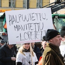 Maaliskuussa Helsingissä järjestetyssä viljelijöiden mielenilmauksessa vaadittiin Mavin johdon eroa.