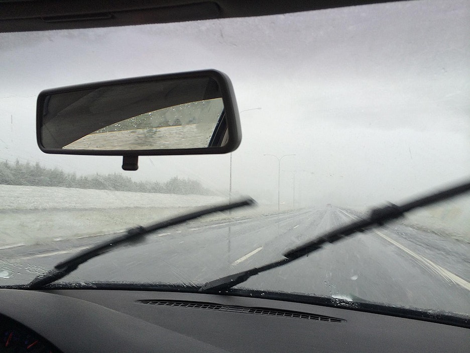 Tuulilasit ovat kovilla Suomen vaihtelevissa keleissä.