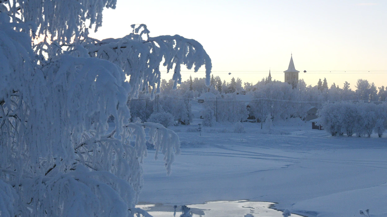 Pohjois-Suomessa talvet saattavat muuttua tulevaisuudessa entistä lumisemmiksi. Kuva on Muoniosta tammikuun alusta.
