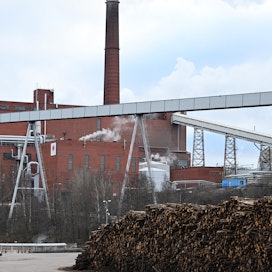 Stora Enso suunnitteli aiemmin investoivansa ligniinin tuotantoon Sunilan sellutehtaalla. Nyt yhtiö päätti kuitenkin sulkea tehtaan.