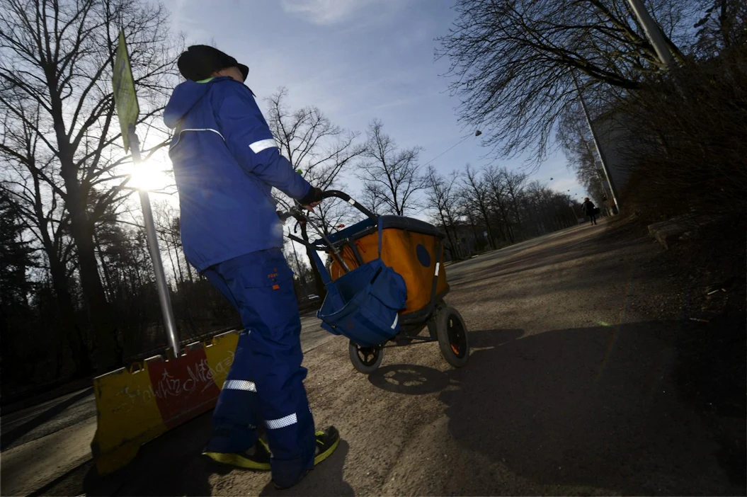 Syynä neuvotteluihin on Postin hoitaman Helsingin Sanomien varhaisjakelun päättyminen Oulussa. L