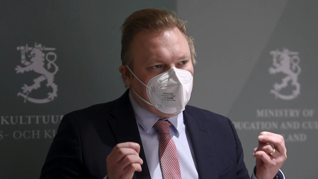 Tiede- ja kulttuuriministeri Antti Kurvinen sanoi, että korkeakouluille ei ole luvassa uutta rahoitusta. LEHTIKUVA / Vesa Moilanen