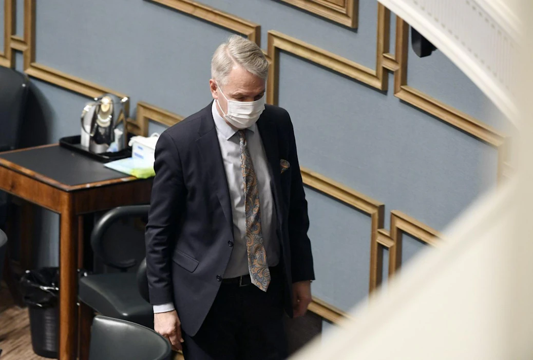 Perustuslakivaliokunnan mukaan ulkoministeri Pekka Haaviston menettely oli moitittavaa, mutta edellytyksiä ministerisyytteen nostamiselle ei ole. LEHTIKUVA / Heikki Saukkomaa