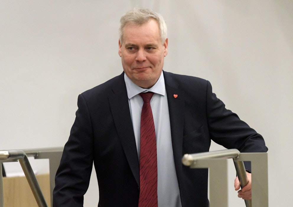 SDP:n puheenjohtaja Antti Rinne pitää Finavia-tapausta vakavana. LEHTIKUVA / MARKKU ULANDER