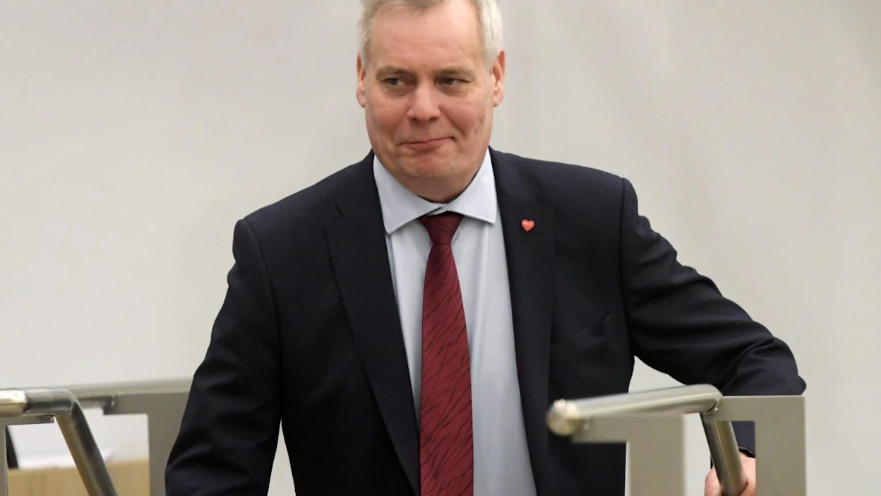 SDP:n puheenjohtaja Antti Rinne pitää Finavia-tapausta vakavana. LEHTIKUVA / MARKKU ULANDER