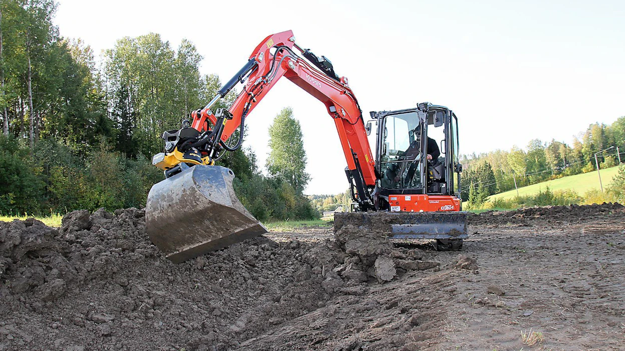 Kubota KX060 tuli vertailuun mukaan tuoreena uutuutena.