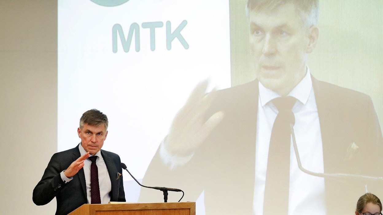 MTK:n puheenjohtaja Juha Marttila lisäisi metsien käyttöä Suomessa.