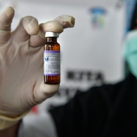 Rokotteiden ansiosta tuhkarokkotapausten määrä oli pitkään laskussa. Lehtikuva / AFP